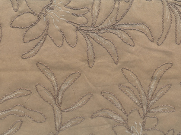 Scuba Suede Stickerei