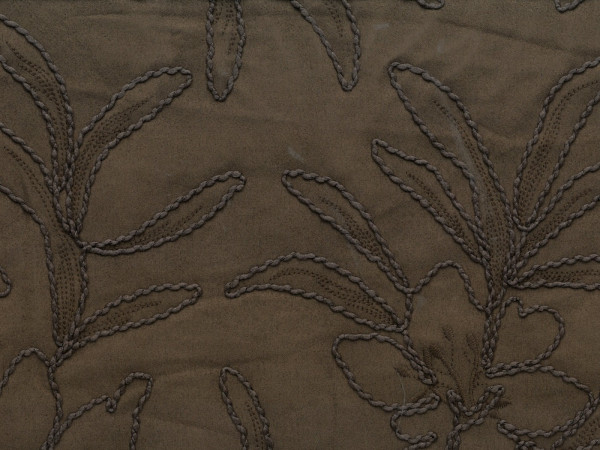 Scuba Suede Stickerei