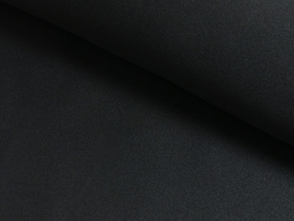 Kleider Satin