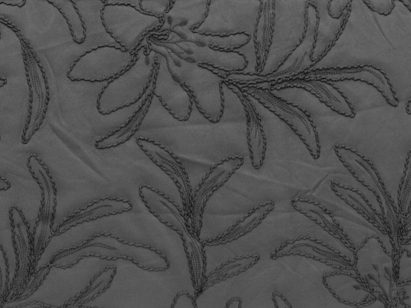 Scuba Suede Stickerei